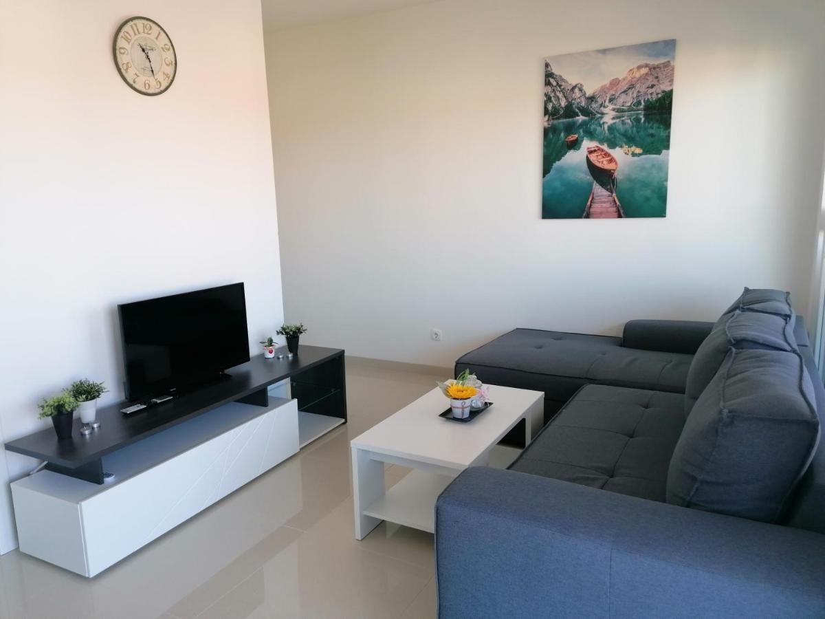 Appartamento Apartman Ema Kaštela Esterno foto